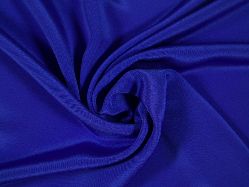 4 ply silk crepe in Iris- draped