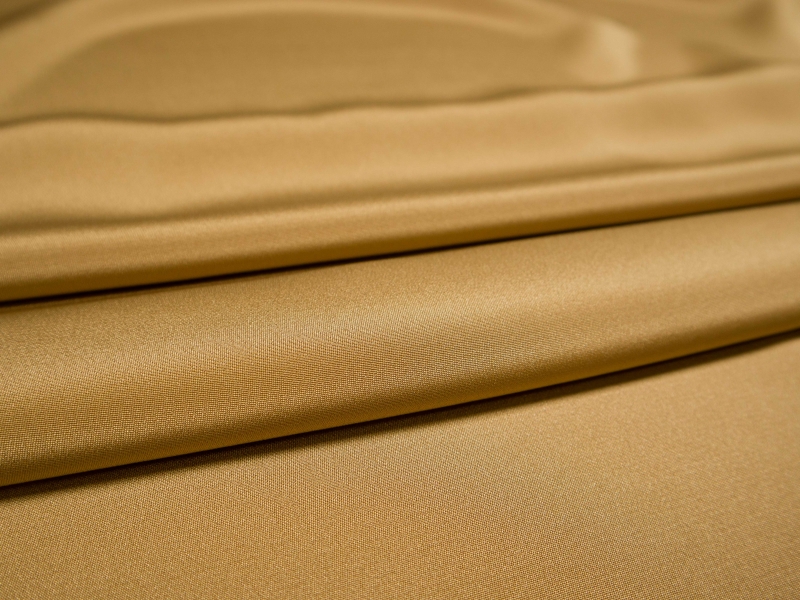4-ply silk crepe in leather folded