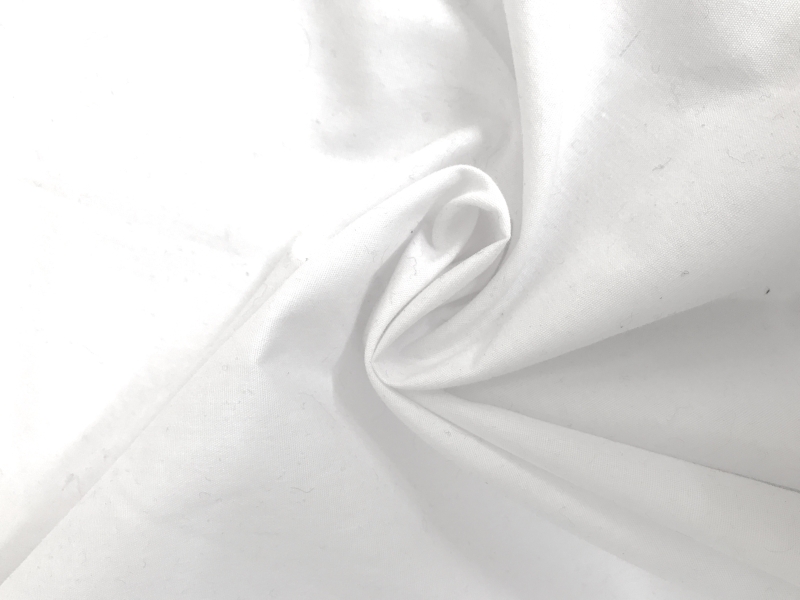 Cotton Broadcloth in white