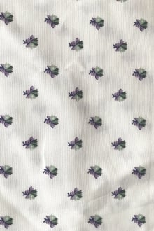 cotton and elastane fabric with repeating florals 