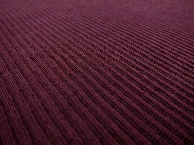 Virgin Wool Rib Knit in Grape2