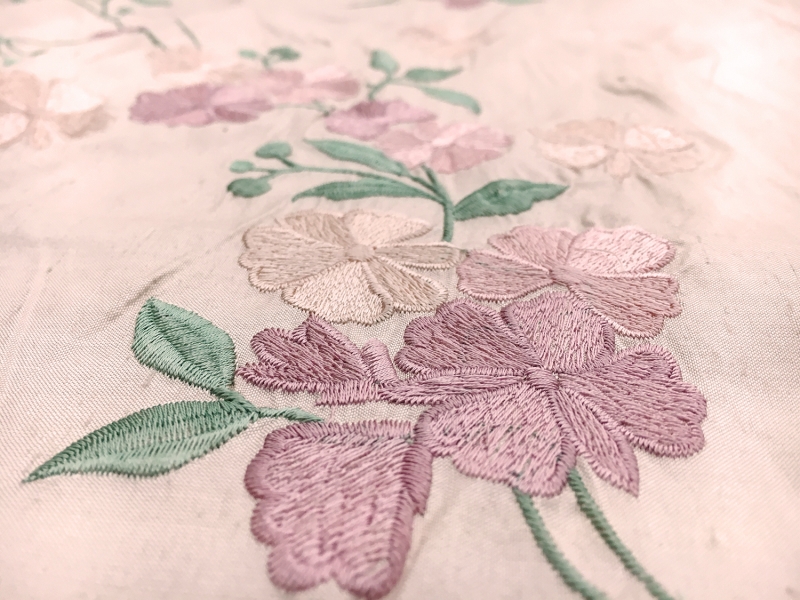 Silk Shantung with Embroidered Floral Degradé2