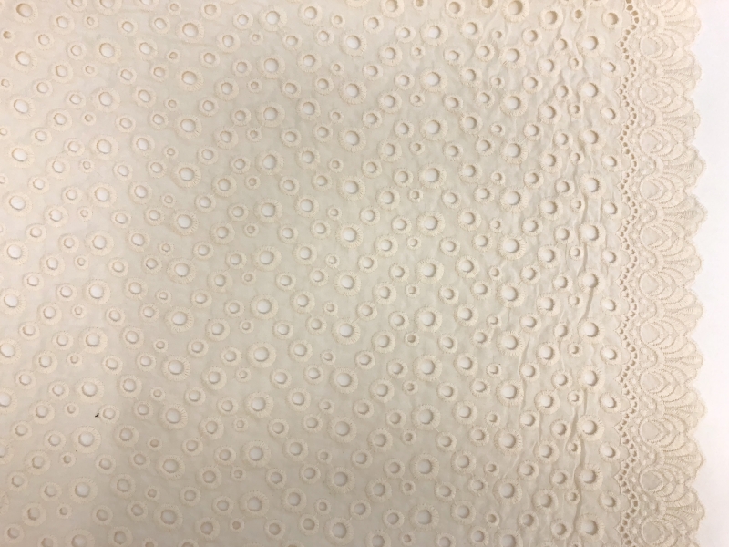 Natural Cotton Eyelet With Scalloped Edge0