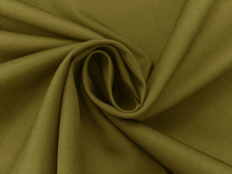 Combed Cotton Fineline Twill in Moss1