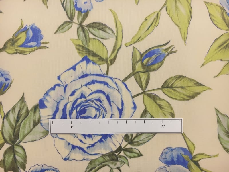 Printed Silk Canvas with Large Roses1
